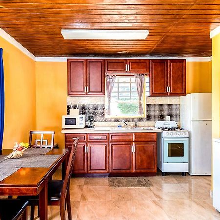 Chalk Sound Beach Residences Near Sapodilla Bay Beach By Angel Host! Taylor Bay Beach Экстерьер фото