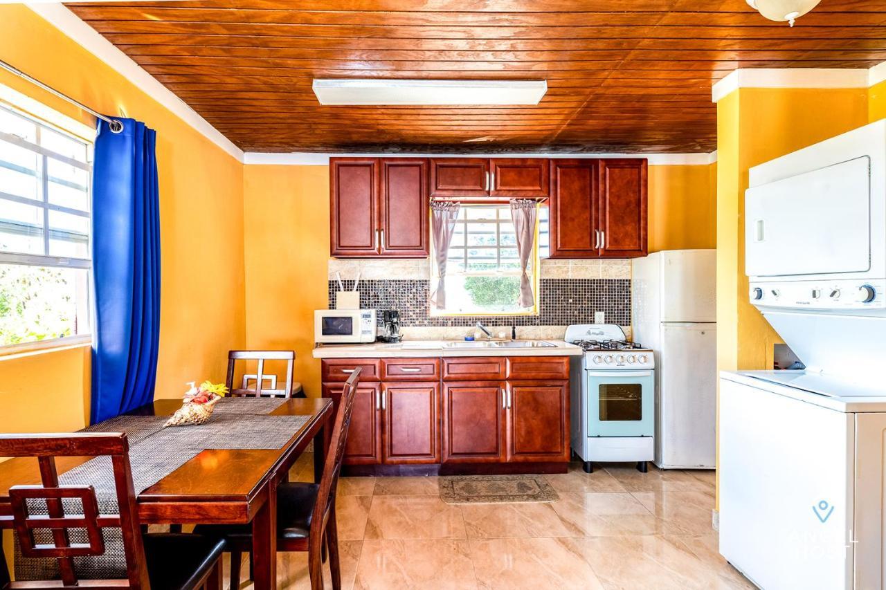 Chalk Sound Beach Residences Near Sapodilla Bay Beach By Angel Host! Taylor Bay Beach Экстерьер фото