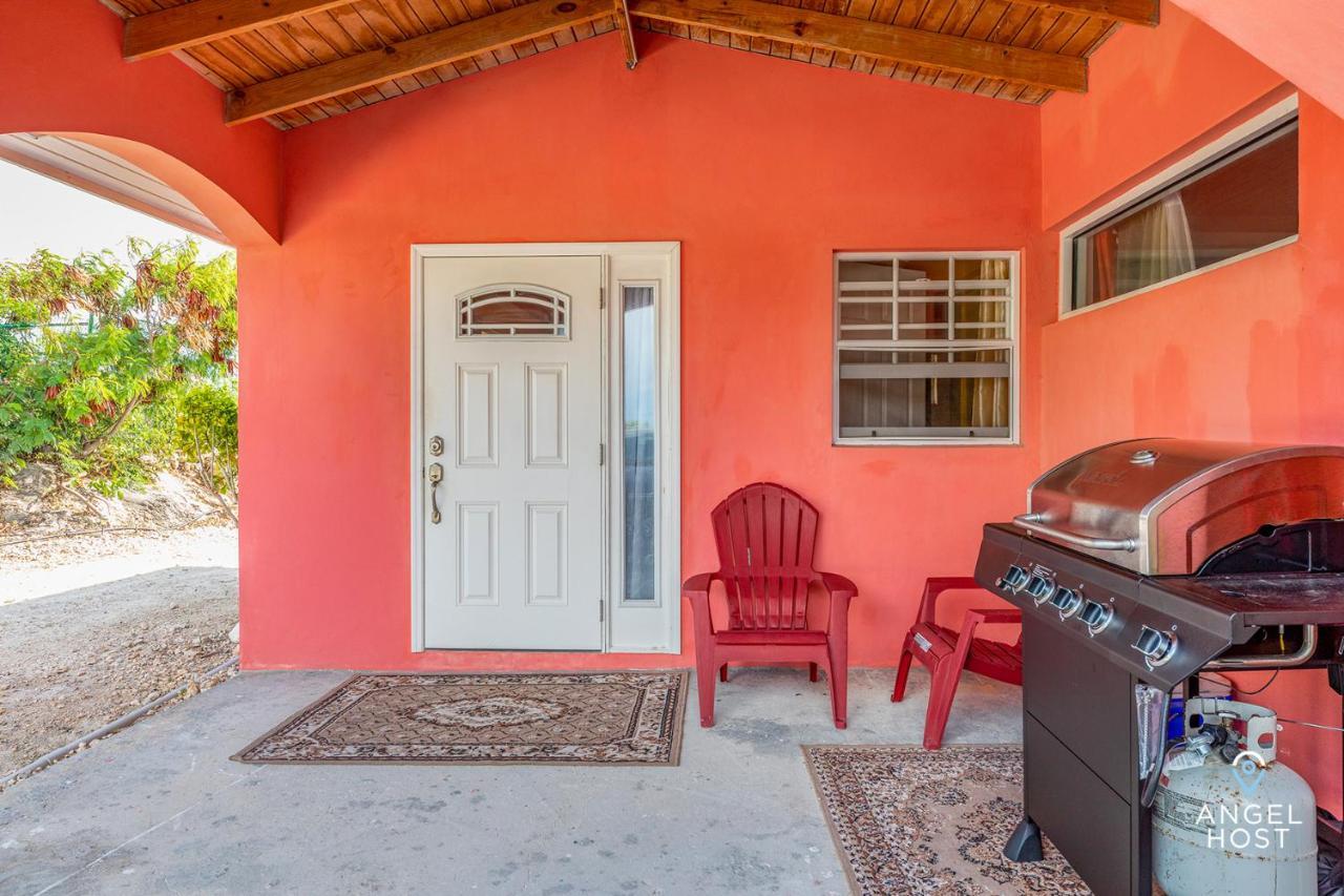 Chalk Sound Beach Residences Near Sapodilla Bay Beach By Angel Host! Taylor Bay Beach Экстерьер фото